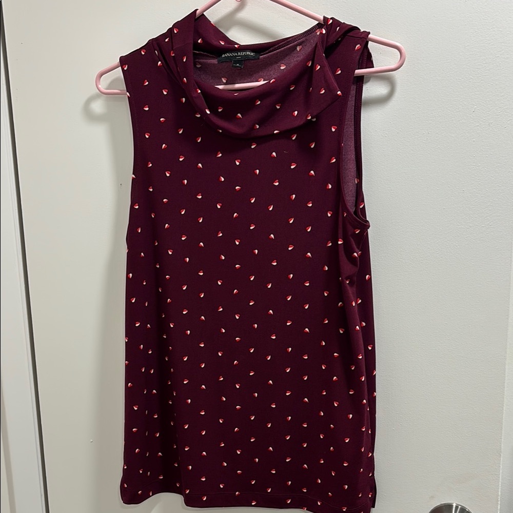 Banana Republic Chic Burgundy Sleeveless Top with Pink Hearts